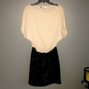 Jennifer Lopez Dress with Sequins on the skirt 🖤🤎